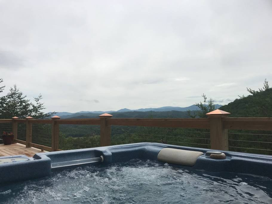 Tellico Plains Log Cabin Rentals